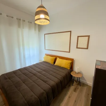 Casa Aquazul - Bem Localizado Em *
